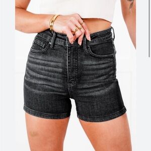 Judy Blue Large High Waist Tummy Control Black Denim Jean Shorts Large Stretch